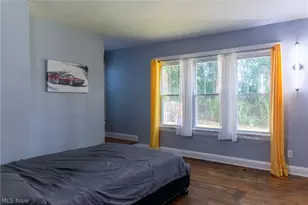 423 Bradley Ln, Youngstown, OH 44504 - Photo 17