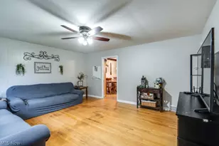 350 Stephens Rd, Akron, OH 44312 - Photo 7