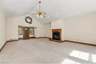 11735 Tall Pines Drive, Chardon, OH 44024 - Photo 9