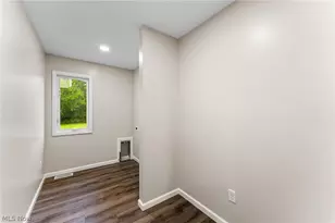 406 S Raccoon Rd, Austintown, OH 44515 - Photo 9