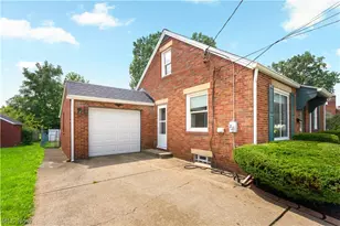 3008 Helen Pl NW, Canton, OH 44708 - Photo 3