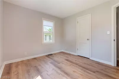 3008 Helen Place NW, Canton, OH 44708 - Photo 25