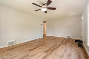 3008 Helen Pl NW, Canton, OH 44708 - Photo 15