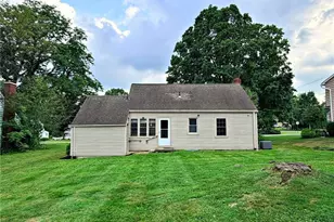 210 Callahan Rd, Canfield, OH 44406 - Photo 5