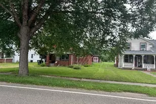 516 Poplar Street SW, Bolivar, OH 44612 - Photo 3