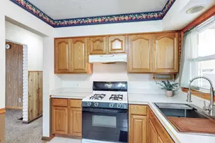 841 Caddo Ave, Akron, OH 44305 - Photo 17