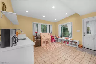 21126 Fairmount Blvd, Huber Heights, OH 44118 - Photo 23