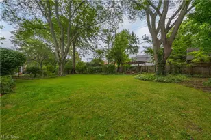 21126 Fairmount Blvd, Huber Heights, OH 44118 - Photo 47