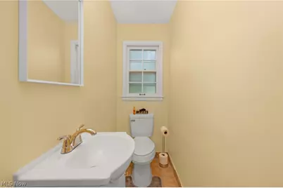 21126 Fairmount Boulevard, Loveland, OH 44118 - Photo 23