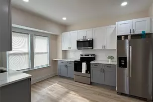 3279 W 97th St, Loveland, OH 44102 - Photo 5