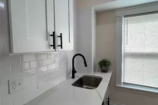 3279 W 97th St, Loveland, OH 44102 - Photo 9