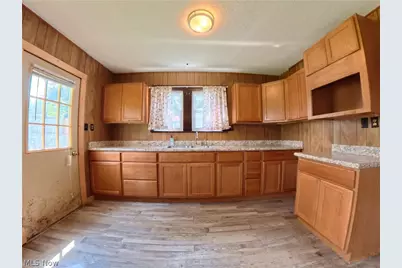 1272 Shanafelt Avenue, Springfield, OH 44312 - Photo 5