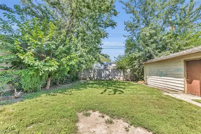 2855 Lincoln Street, Lorain, OH 44052 - Photo 5