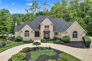 8215 Eagle Ridge Dr, Concord Twp, OH 44077 - Photo 31