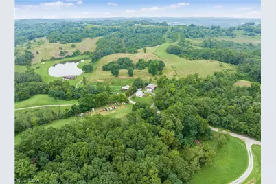 46601 Valley Road, Caldwell, OH 43724 - Photo 23