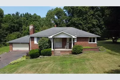 16351 Bowman Street NE, Homeworth, OH 44634 - Photo 3