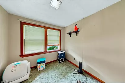 1815 Daniels Avenue, Akron, OH 44312 - Photo 15