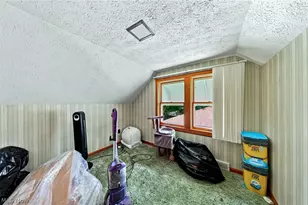 1815 Daniels Ave, Akron, OH 44312 - Photo 17