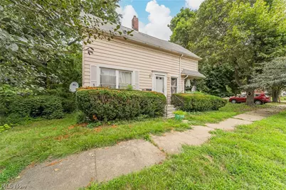 1223 Delos Street, Akron, OH 44306 - Photo 3