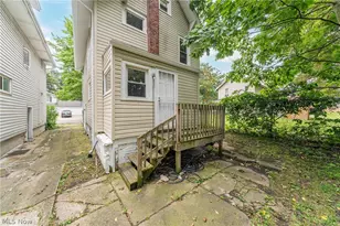 762 Garfield St, Akron, OH 44310 - Photo 3