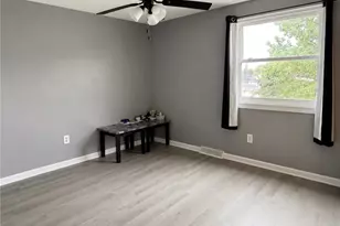 1077 E 347th St, Eastlake, OH 44095 - Photo 13