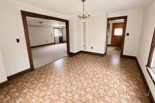 409 E Main St, Madison, OH 44057 - Photo 5