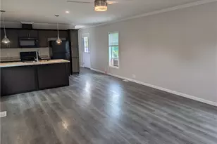 235 Edgecliff W, Elyria, OH 44035 - Photo 5