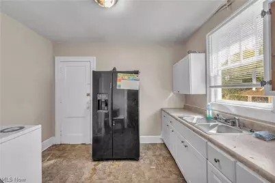 845 Dayton Street, Akron, OH 44310 - Photo 9