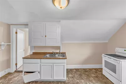 845 Dayton Street, Akron, OH 44310 - Photo 19