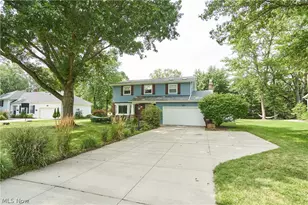 2513 St Francis St, Akron, OH 44333 - Photo 1