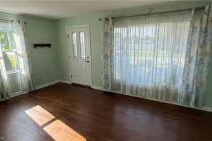 1326 W 29th St, Lorain, OH 44052 - Photo 5