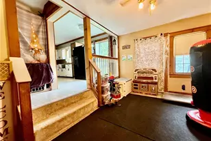 448 Hiwood Ave, Munroe Falls, OH 44262 - Photo 3