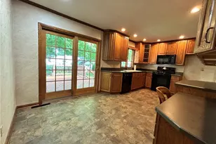 443 Lansing Rd, Akron, OH 44312 - Photo 9