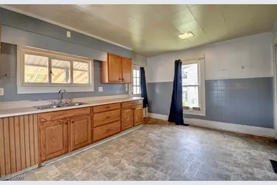411 5th Street NW, New Philadelphia, OH 44663 - Photo 11