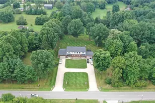 6466 Ridgewood Rd, Wadsworth, OH 44281 - Photo 3