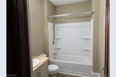407 1/2 N 10th Street, Cambridge, OH 43725 - Photo 9