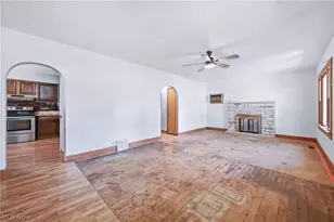 3493 Shadyside Dr, Hubbard, OH 44425 - Photo 11