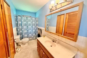 728 Hazelwood Dr, Vermilion, OH 44089 - Photo 13