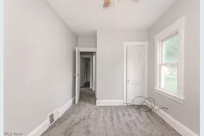 10803 Navarre Court, Loveland, OH 44108 - Photo 15