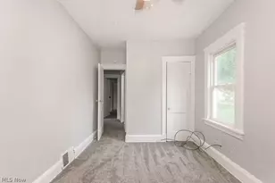 10803 Navarre Ct, Loveland, OH 44108 - Photo 15