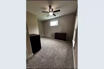 2976 Greenleaf Road, Akron, OH 44312 - Photo 13