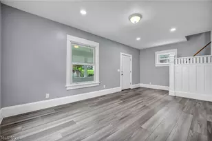 950 Haynes St, Akron, OH 44307 - Photo 3