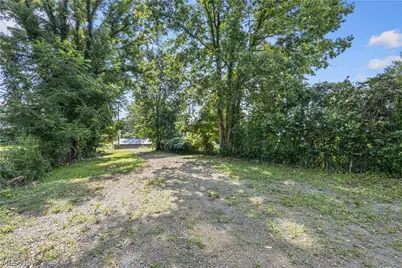 226 High Street, Senecaville, OH 43780 - Photo 3