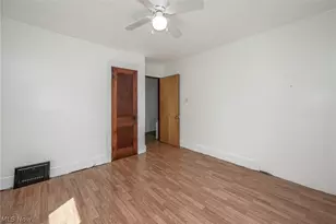 9408 Tallmadge Rd, Diamond, OH 44412 - Photo 11
