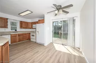 9408 Tallmadge Rd, Diamond, OH 44412 - Photo 7