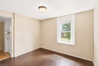 285 Sumner Court, Akron, OH 44311 - Photo 27