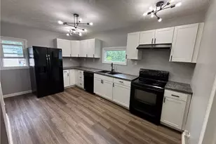 1554 Wheeling Ave, Zanesville, OH 43701 - Photo 9