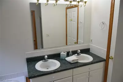 7070 NW Bentley Street NW, Massillon, OH 44646 - Photo 13