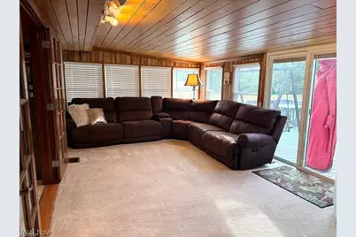 10457 Persimmon Street NW, Canal Fulton, OH 44614 - Photo 11