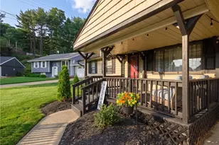 2715 Delaware Cir, Dover, OH 44622 - Photo 3